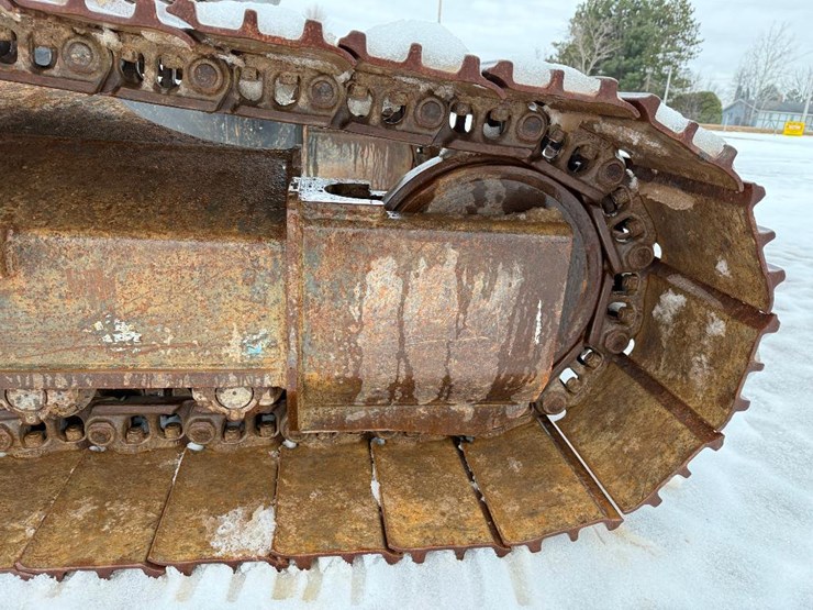 case-cx210d-image-16