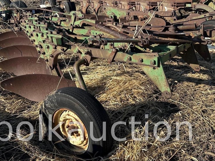 john-deere-5-image-1