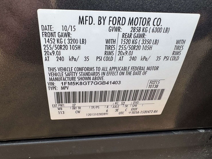 2016-ford-explorer-image-31