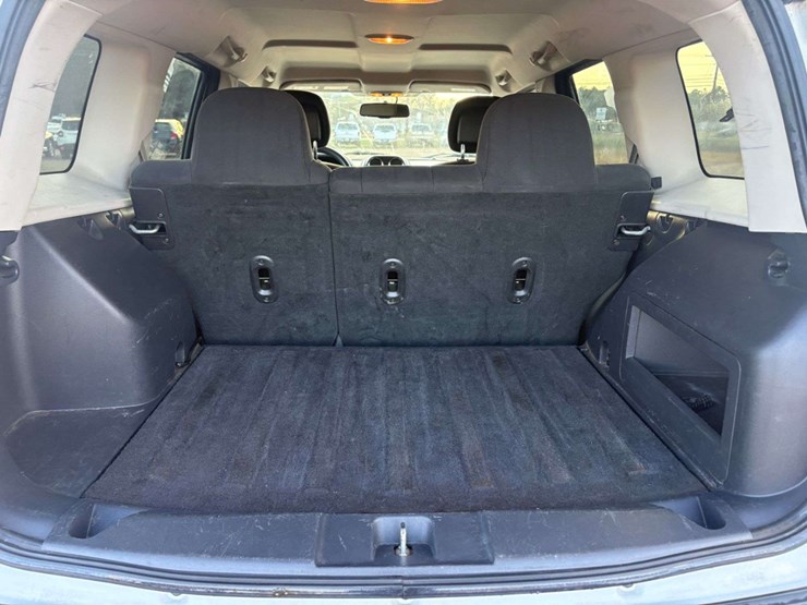 2016-jeep-patriot-sport-image-8