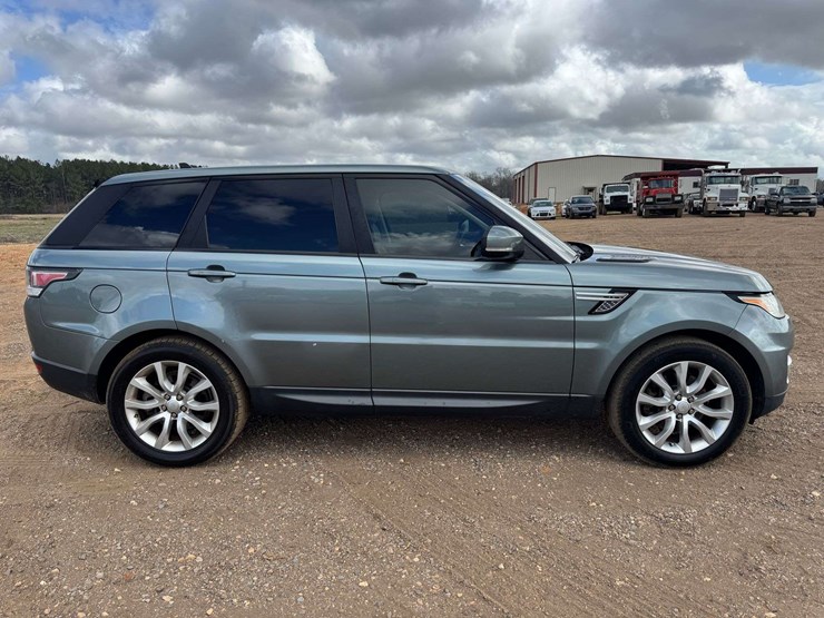 2016-land-rover-range-rover-image-7