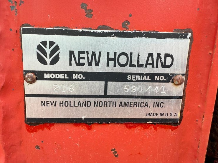 new-holland-216-image-23