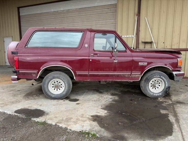 1991-ford-bronco-image-6