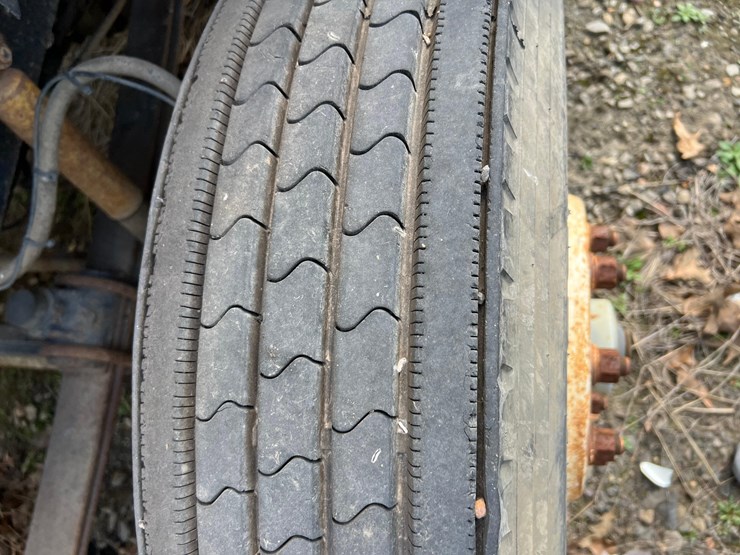 1999-mack-ch613-image-47