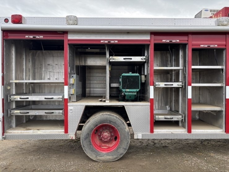 1991-ford-l8000-image-13