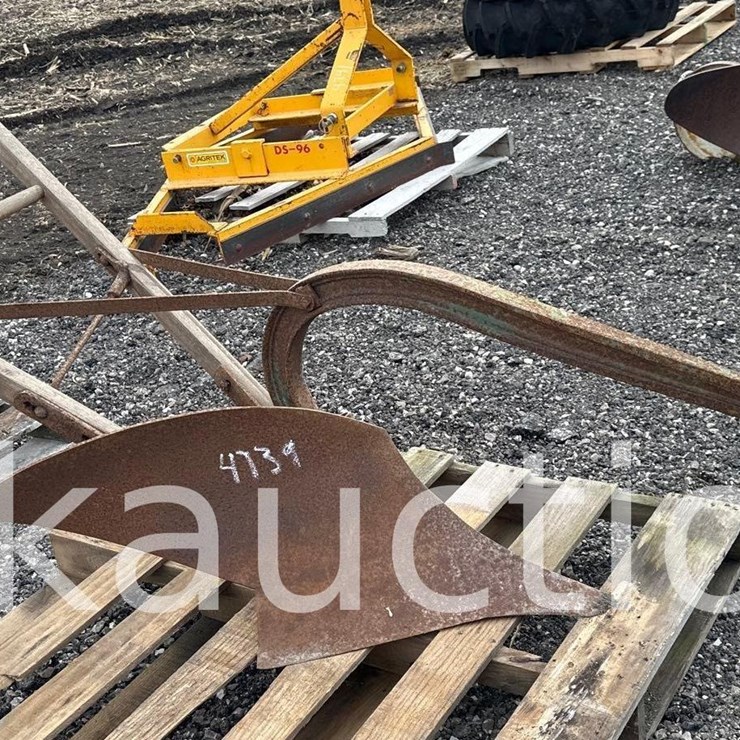 JOHN DEERE WALKING PLOW (WF)