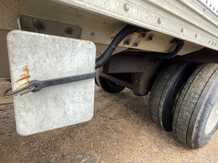 #1032-•-2011-timpte-inc.-grain-trailer-(has-mn-salvage-title)-image-23