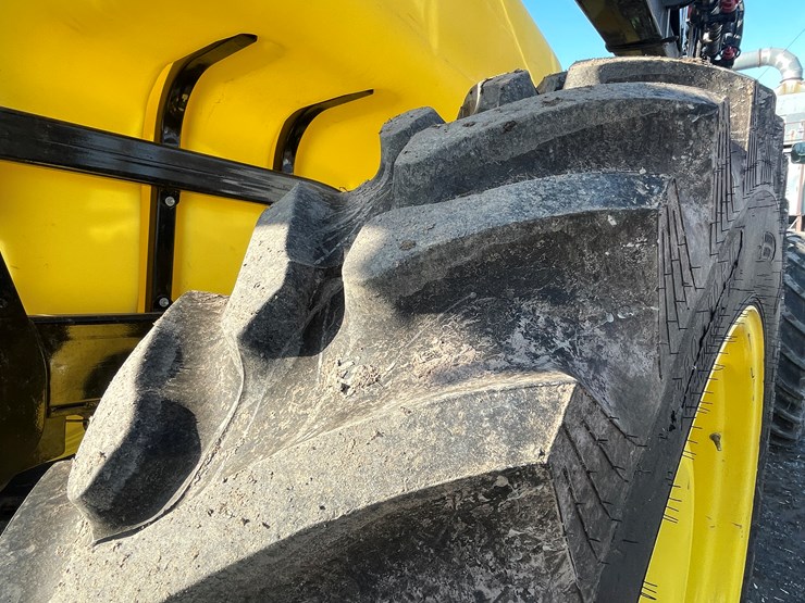 #106-•-fast-9613ft-pull-behind-sprayer-(one-owner)-image-39