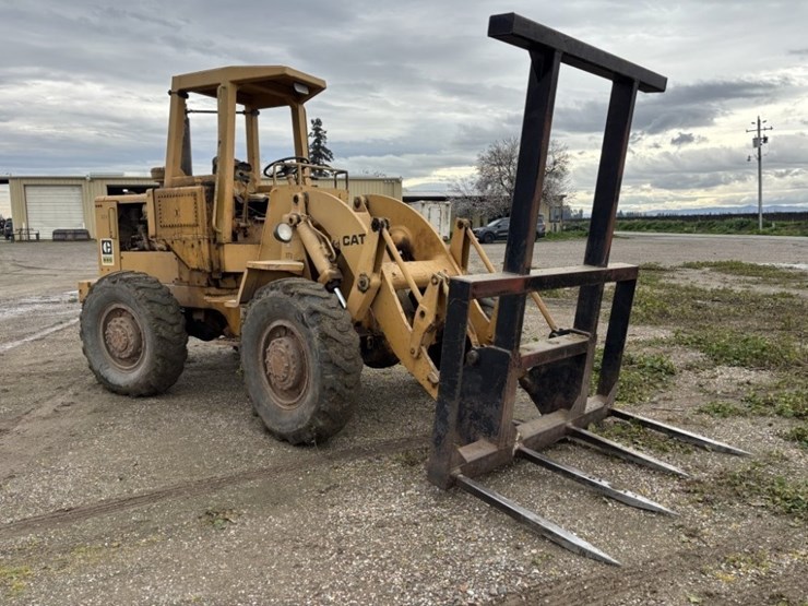 1970-caterpillar-920-image-7