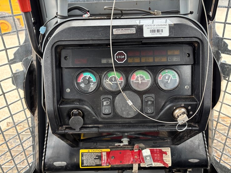 deere-650h-lgp-image-21