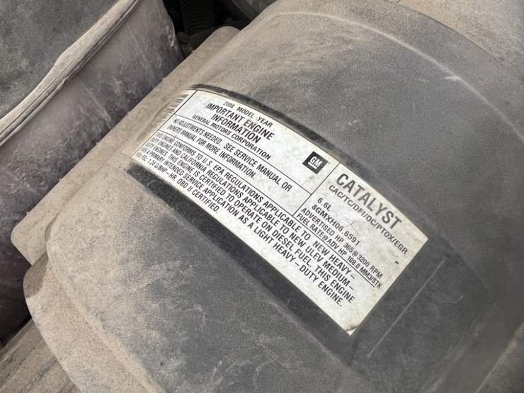 2008-gmc-sierra-3500-image-15