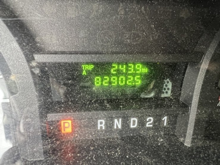 2012-ford-e350-image-33