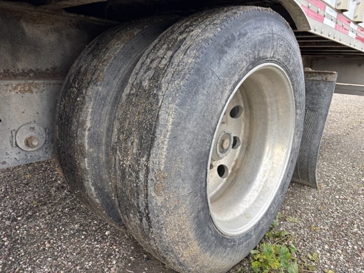 2019-wilkens-walking-floor-image-11