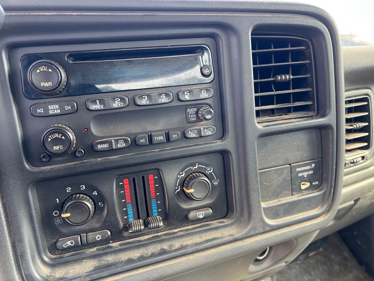 chevrolet-2500hd-image-43