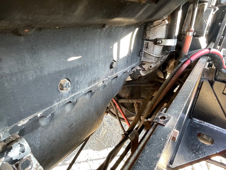 1984-case-ih-4994-image-18