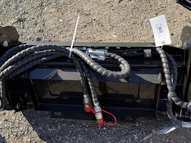 #239-•-mini-skid-steer-4-in-1-bucket-image-4