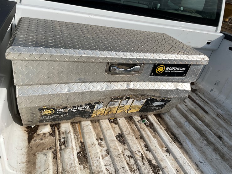 #1474-•-2014-chevy-silverado-pickup-truck-(has-mn-title)-image-32