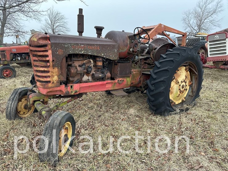 massey-ferguson-444-image-4