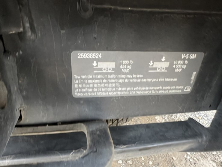 2012-chevrolet-tahoe-image-20