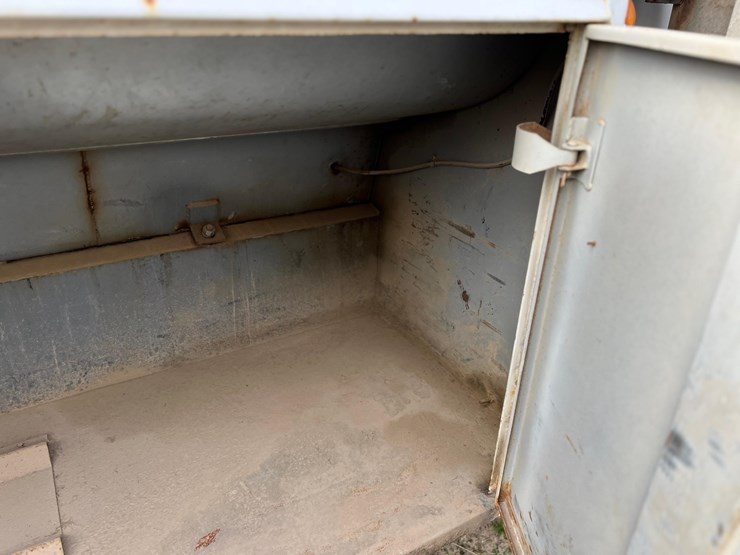 1999-mack-ch613-image-52