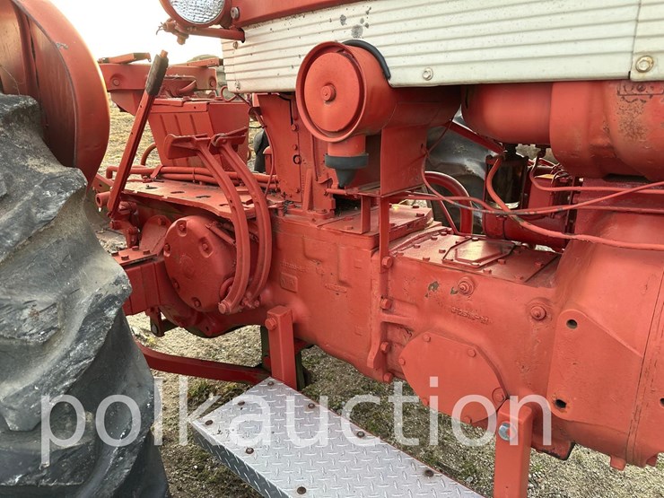 farmall-560-diesel-turbo-(sn#-5?490)-(hess)-image-7