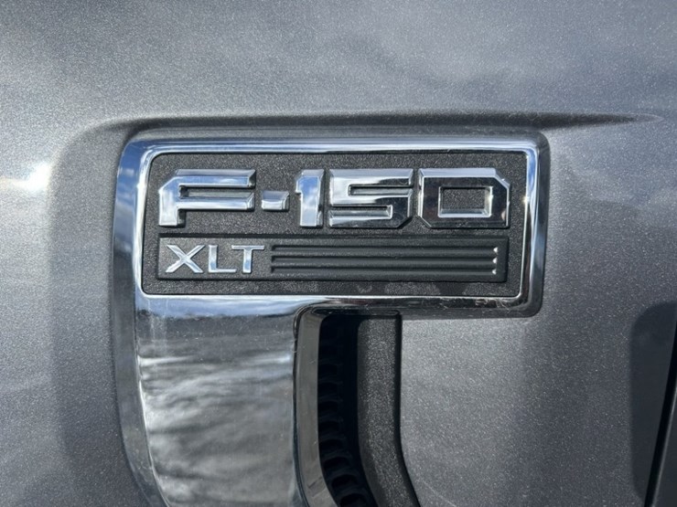 2021-ford-f150-xlt-image-10