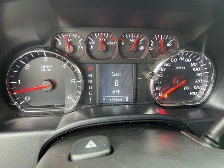 2018-gmc-sierra-2500-image-30