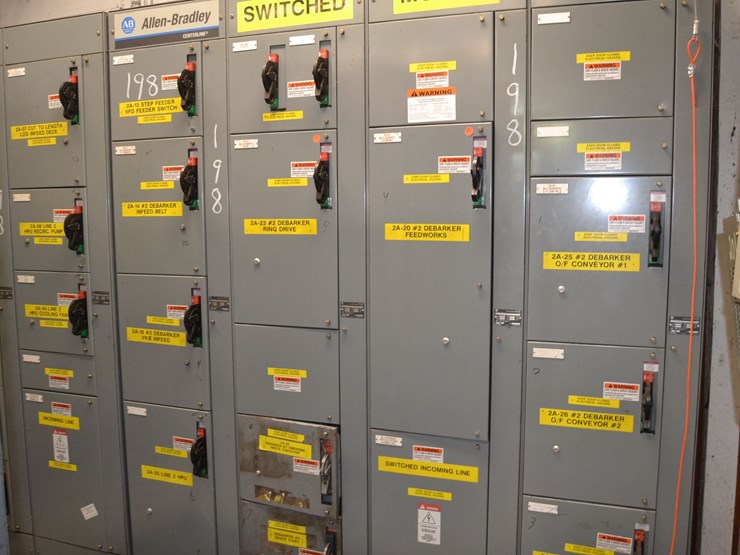 allen-bradley-6-section-mcc-panel-w-8-size-1-starter-w/-5-size-2-starter-w/-4-size-3-starter-w/-2-size-4-starter-w/-disconnnect-image-4