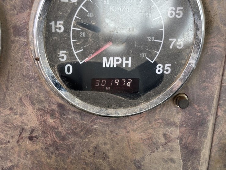 2002-international-9200i-image-32