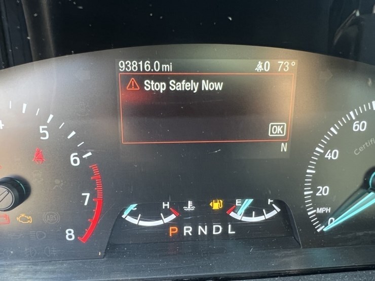 2020-ford-explorer-image-31