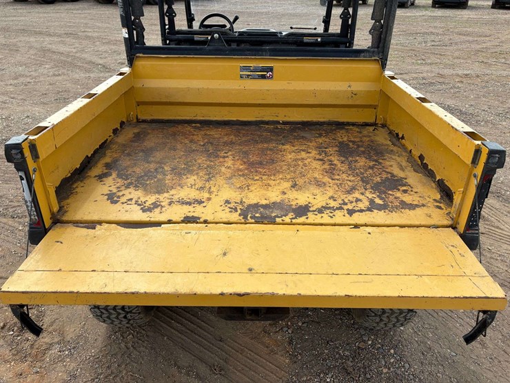 2020-caterpillar-cuv85-4-door-4x4-utv-(1,090-hours)-image-11