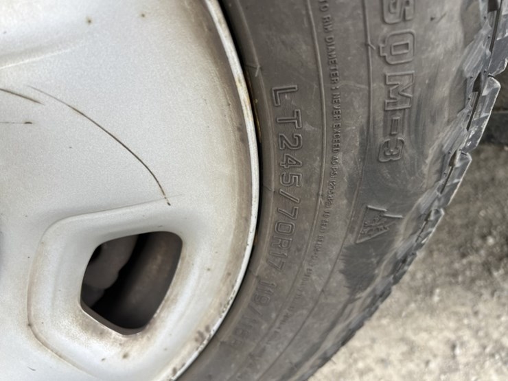 2009-ford-f150-xl-image-17