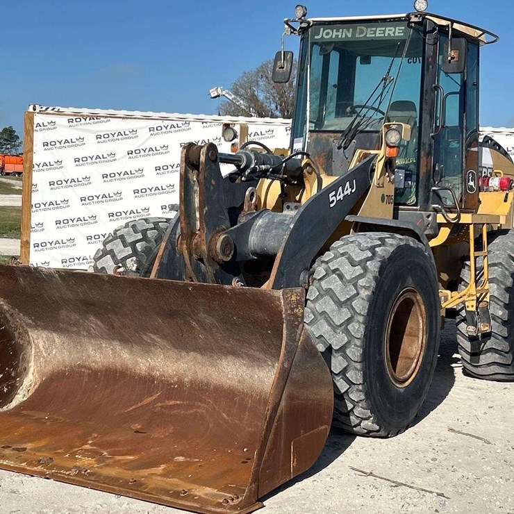 2004 DEERE 544J