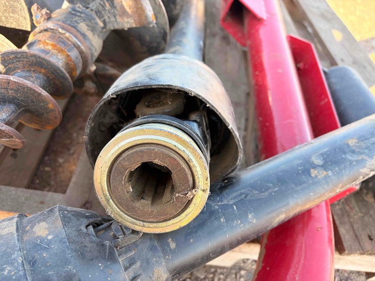 3-point-post-hole-digger-image-5