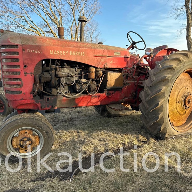 MASSEY-FERGUSON 444