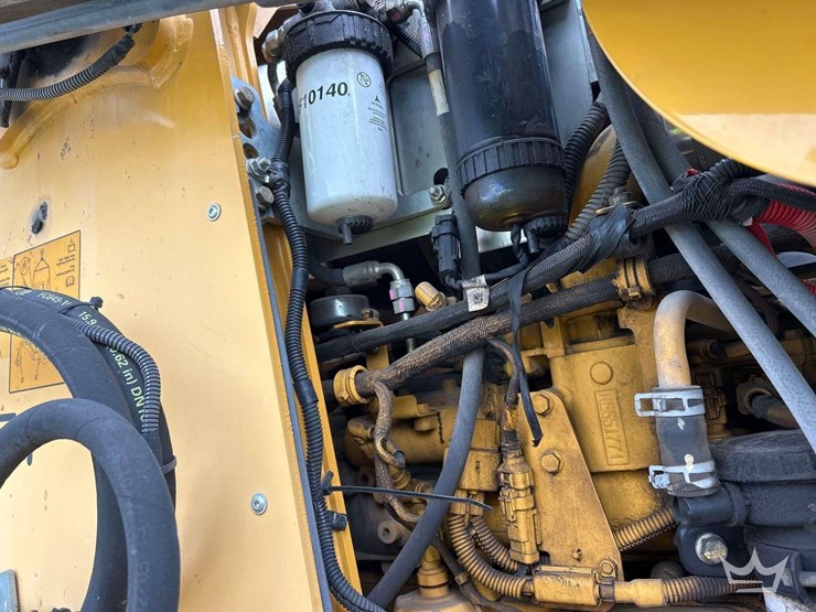 2015-deere-710k-image-7