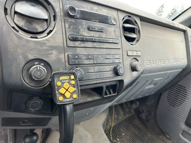 2012-ford-f250-sd-image-25