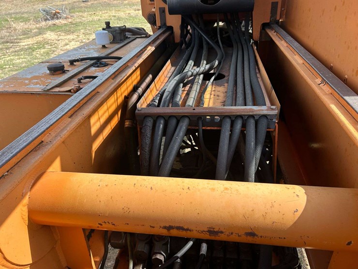 lull-644b-37-image-41