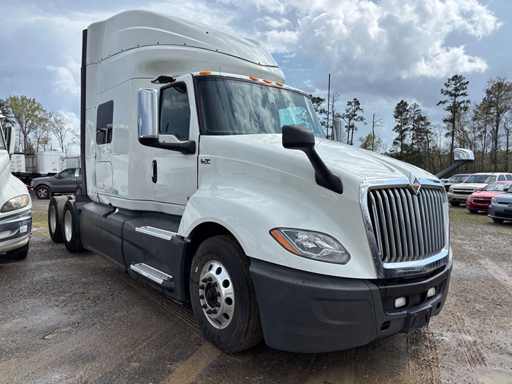 2018-international-lt-image-2