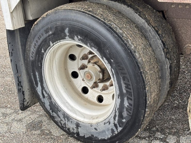 2005-timpte-super-hopper-image-13