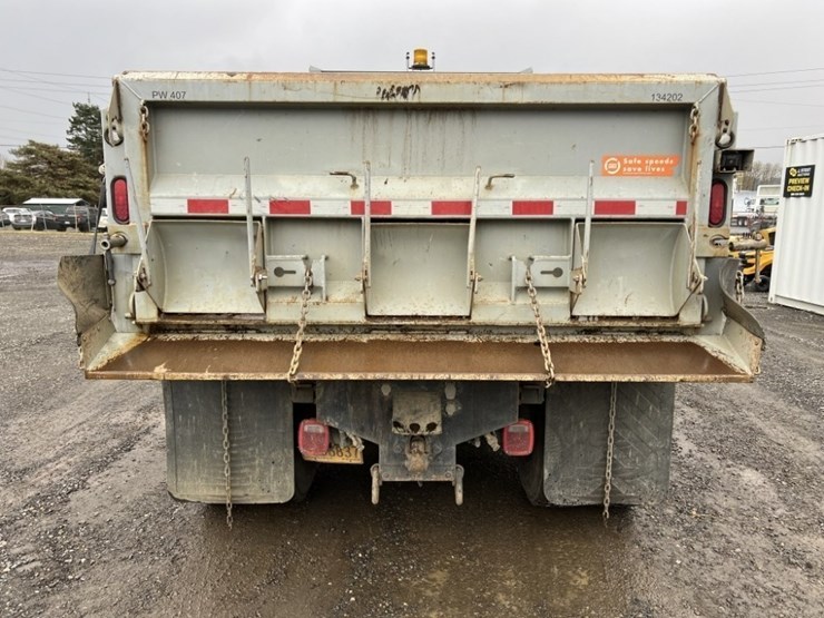 2013-international-7500-s/a-dump-truck-image-5