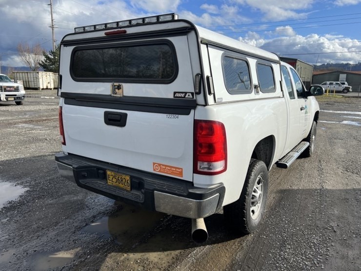 2012-gmc-sierra-extra-cab-4x4-pickup-image-4