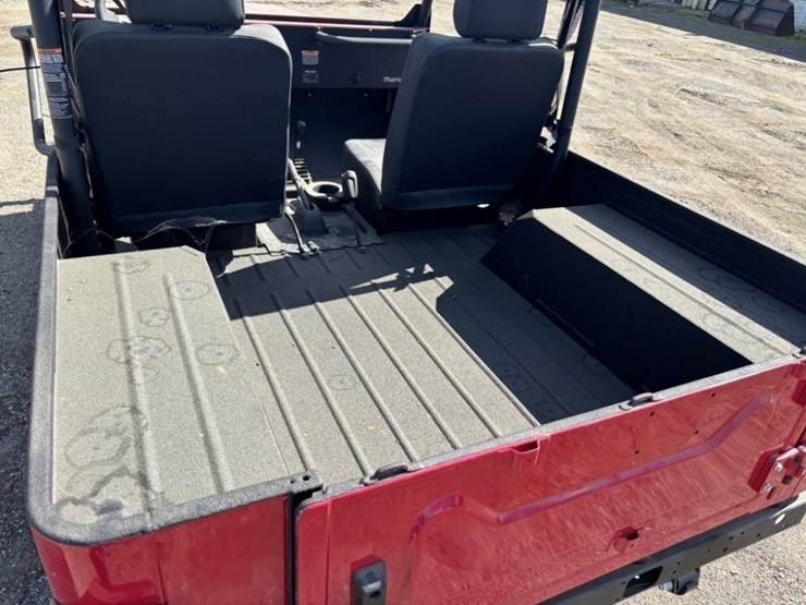 2022-mahindra-roxor-4x4-utility-cart-image-20