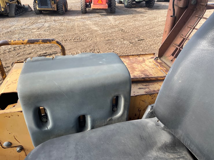 1990-case-850g-image-26