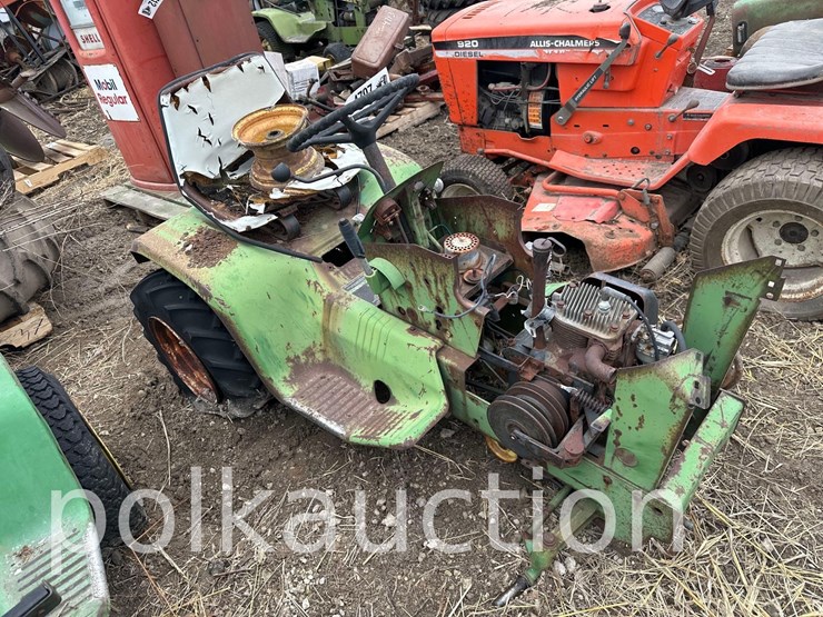 john-deere-110-image-2