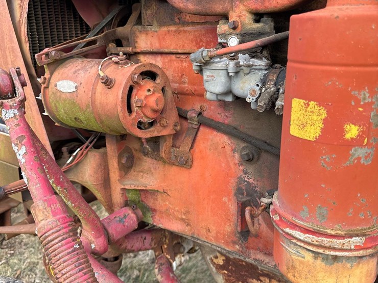 farmall-140-(sn#-26913)-(hess)-image-16