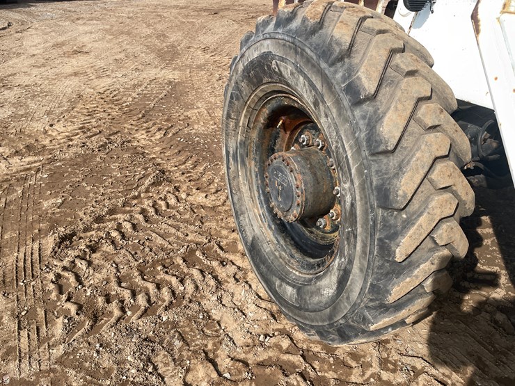 1999-lull-844c-42-image-21