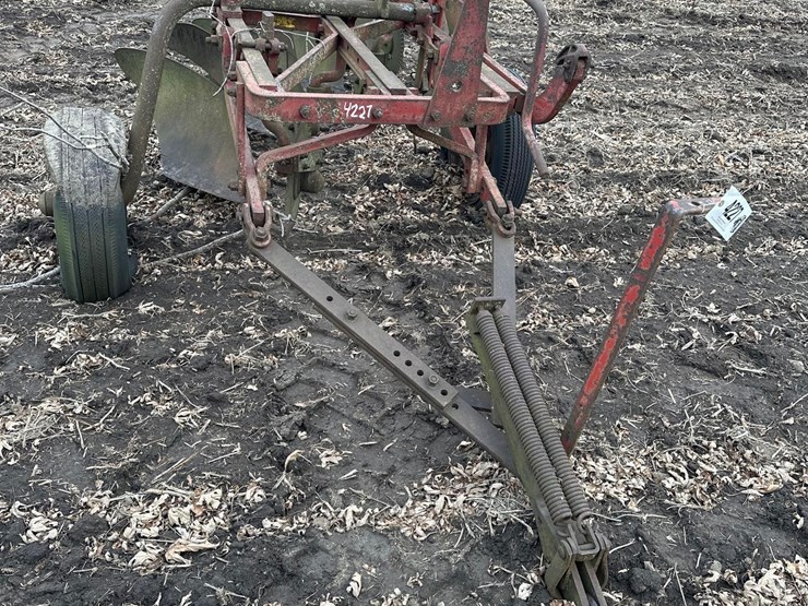 4-bottom-pull-type-plow---14"-(hess)-image-2
