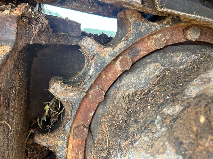 2015-komatsu-pc210-lc-10-image-28