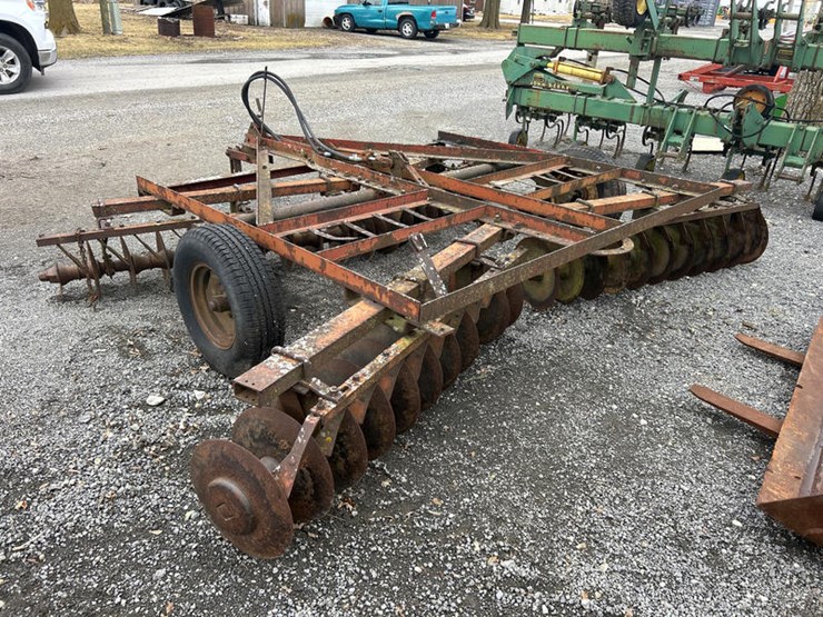 case-ih-370-image-14